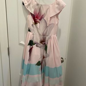 Gorgeous dress with tulle under